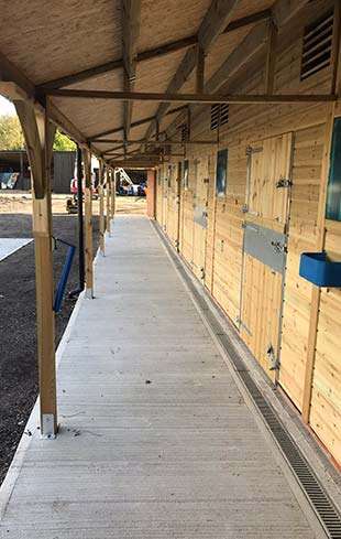 Bespoke Horse Stable Construction